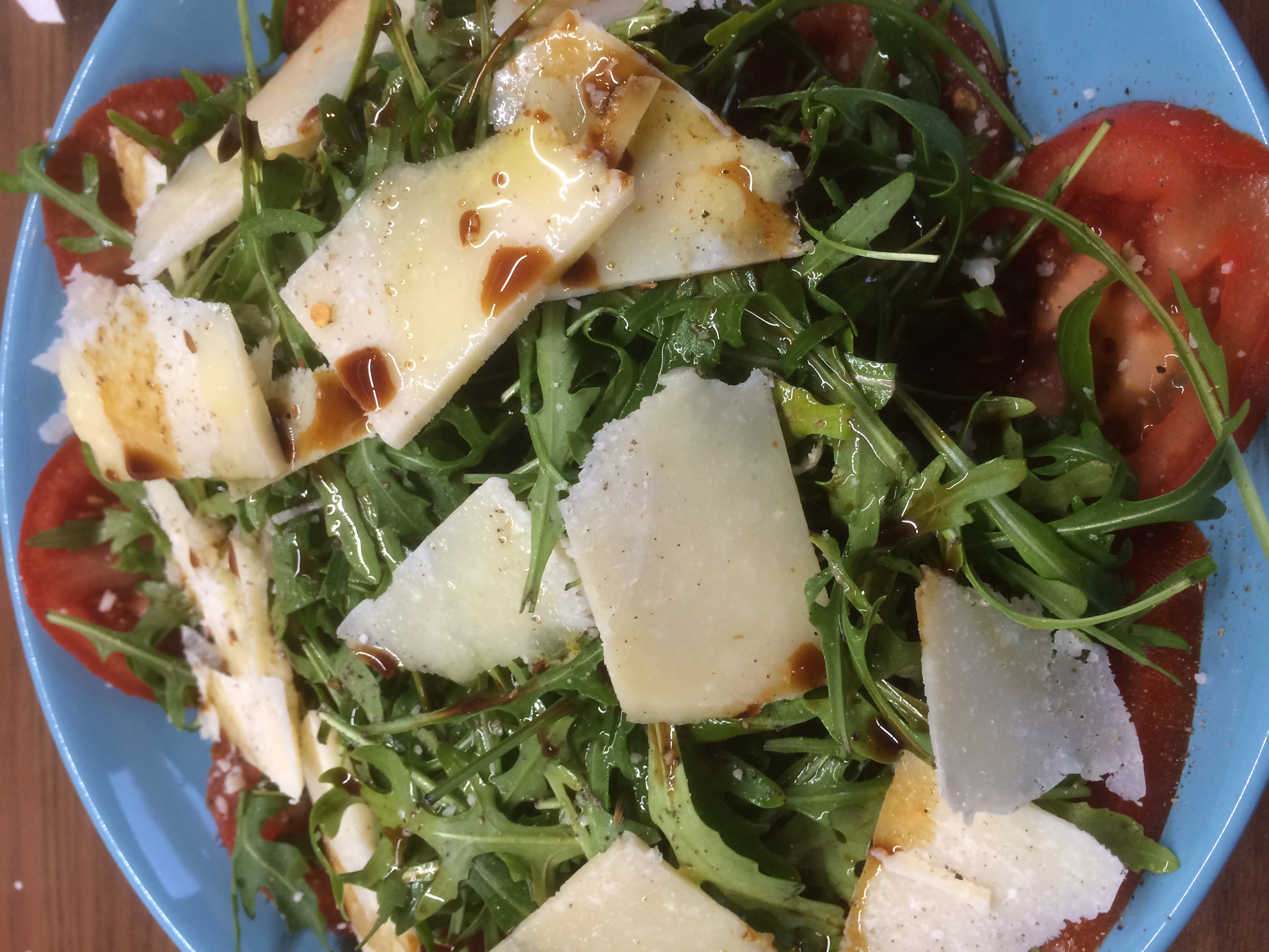 Ruccola Tomaten Salat mit Parmesan – Bauschheim&amp;#39;s Kochrezepte